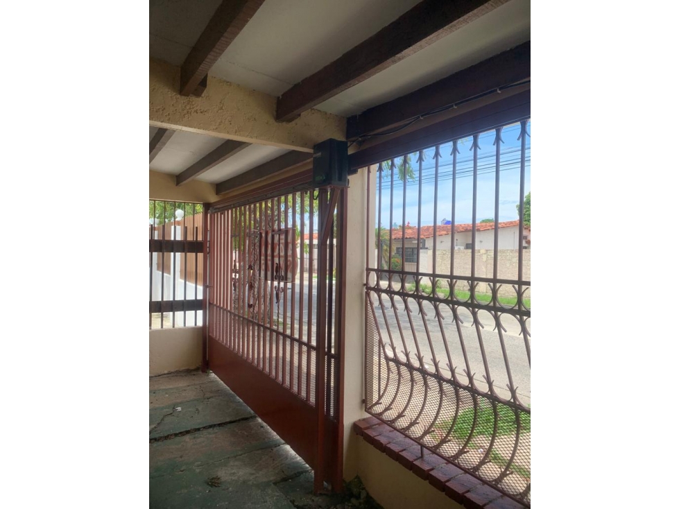 VENDO CASA URBANIZACION CAMPO LIMBERGH — foto 2