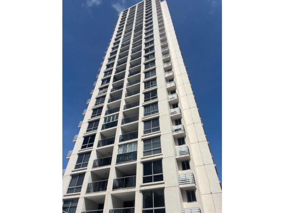 VENDO APTO EN PH ROKAS - CONDADO DEL REY