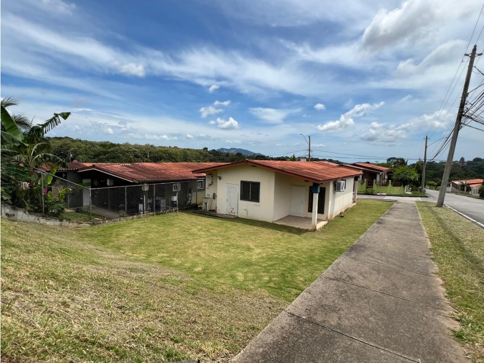 ALQUILO CASA BRISAS DEL GOLF ARRAIJAN — foto 2