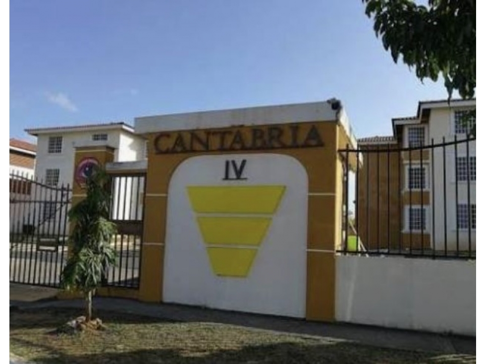 SE VENDE APARTAMENTO PH CANTABRIA IV EN VERSALLES — foto 2
