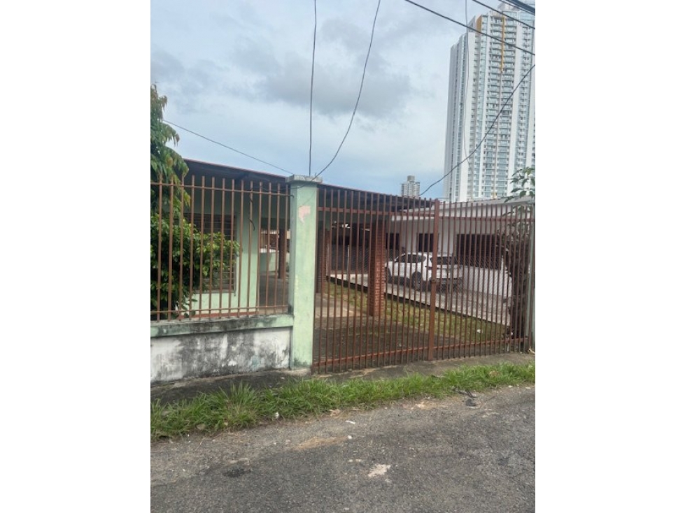 VENDO CASA CON AMPLIO PATIO ATRAS EN CARRASQUILLA — foto 4