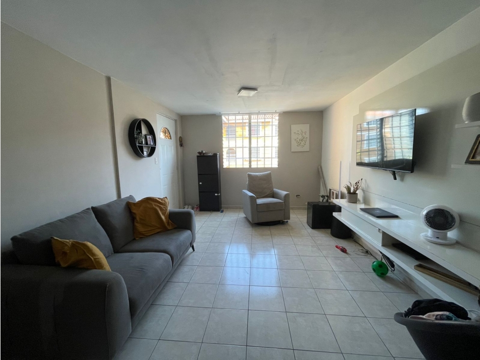SE VENDE APARTAMENTO PH CANTABRIA IV EN VERSALLES — foto 4