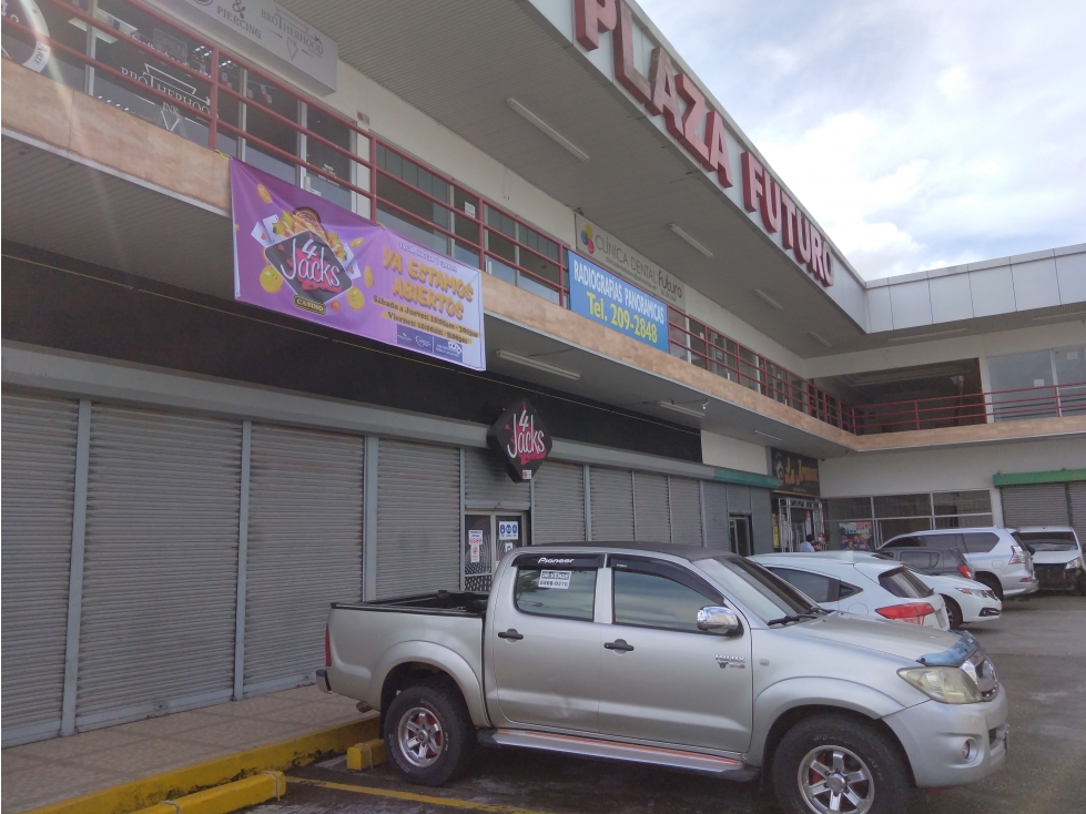 ALQUILO LOCAL PLAZA FUTURO VIA ESPAÑA POR BALBOA — foto 5