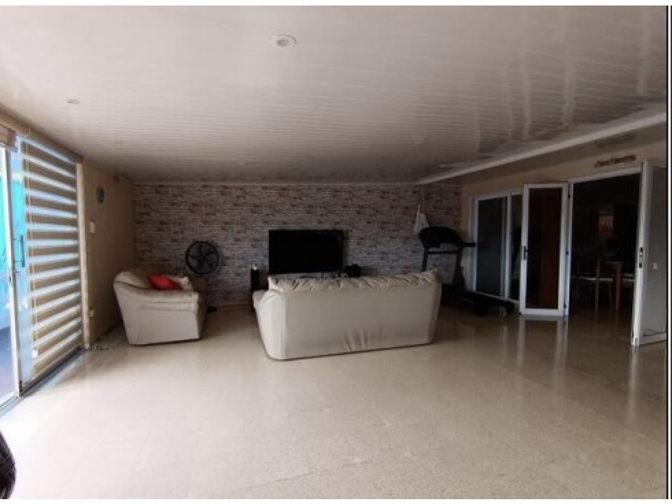 SE VENDE CASA COLINAS LAS LOMAS VILLA LUCRE - 5