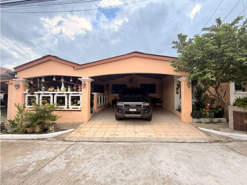 ALQUILO CASA EN BRISAS DEL GOLF - QUINTAS DE MONTICELLO I