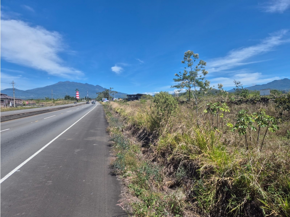 SE VENDE LOTE DE TERRENO VIA PRINCIPAL DE BOQUETE EL FRANCES