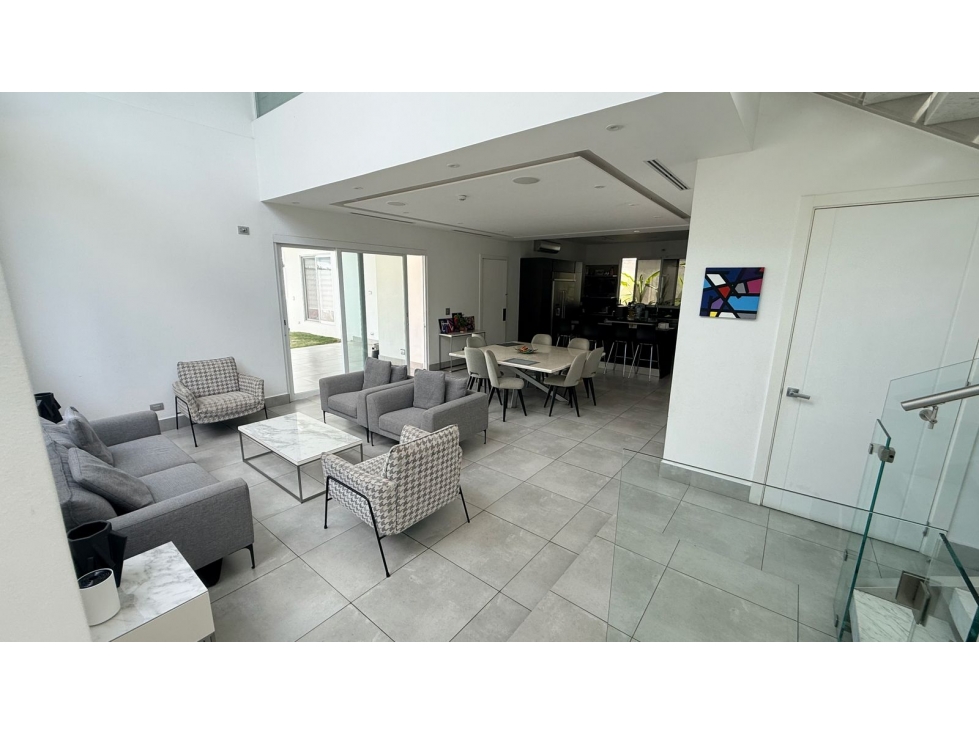 VENDO CASA RESIDENCIAL PH HORIZONTE II ENTRANDO POR CONDADO DEL REY — foto 3