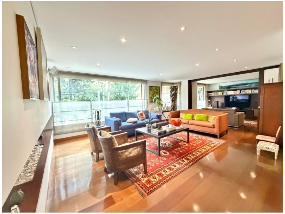 Chico Reservado Maravilloso Apartamento 350 m2