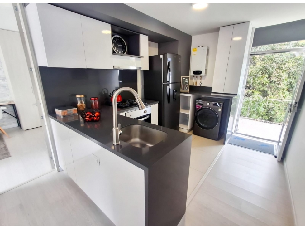 Ciudad la Salle - Alameda Apartamento Para Estrenar 52 m2 Iluminado — foto 2