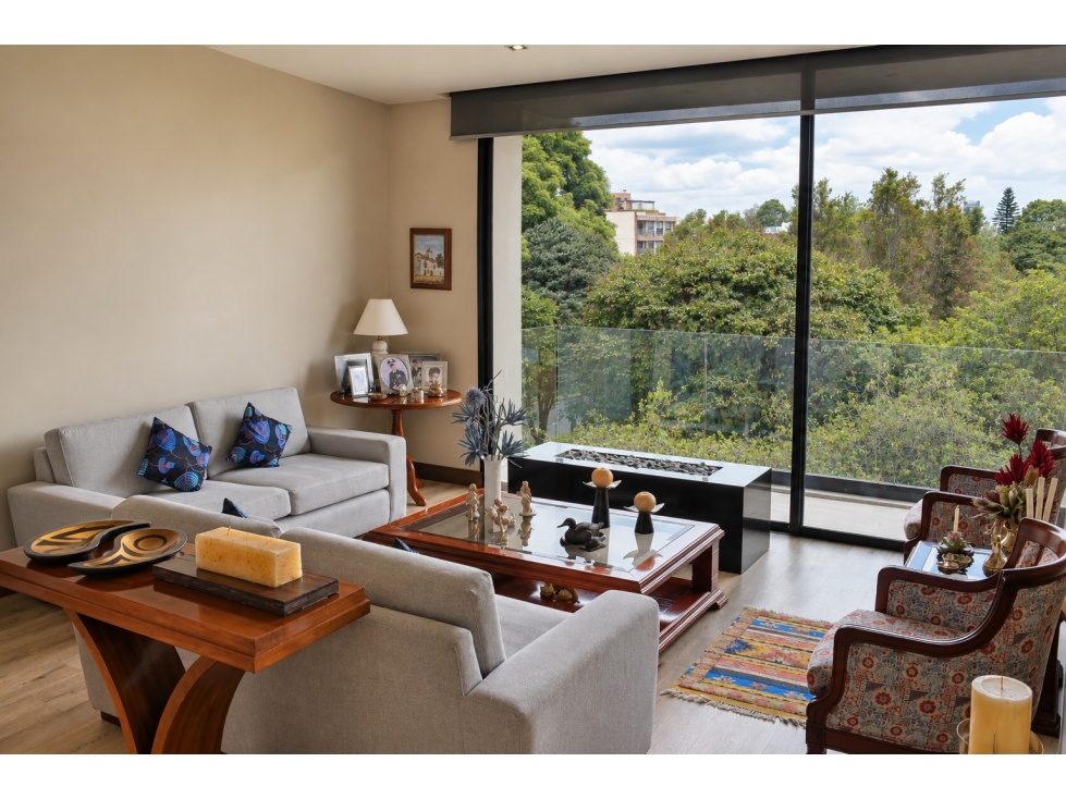 Santa Barbara Hermoso Apartamento Dupléx con Balcón 165 m2