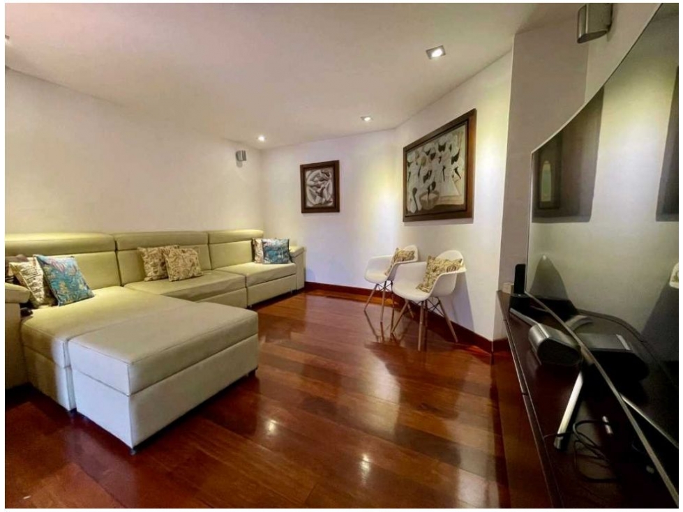 La Carolina Excelente Apartamento Clásico con Terraza Amplia — foto 5