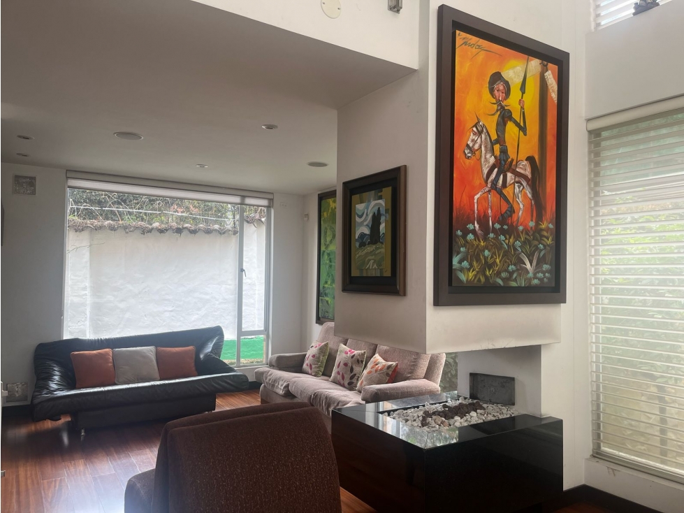 Exclusiva Casa Super Bien Ubicada 338 m2 — foto 3