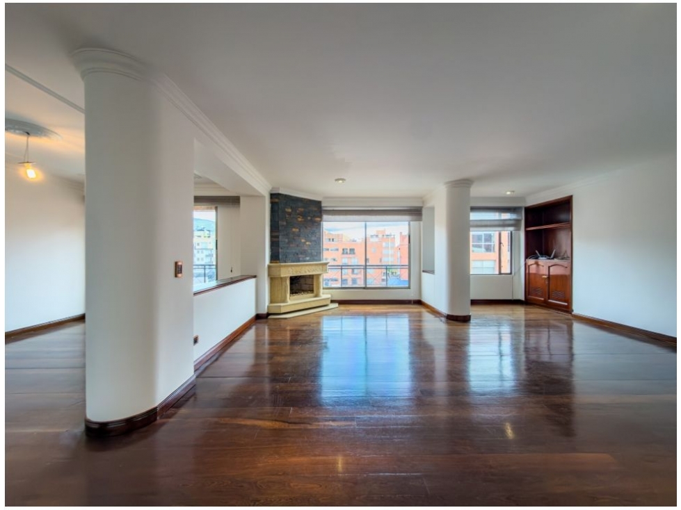 Santa Barbara Hermoso Apartamento Dupléx 172 m2