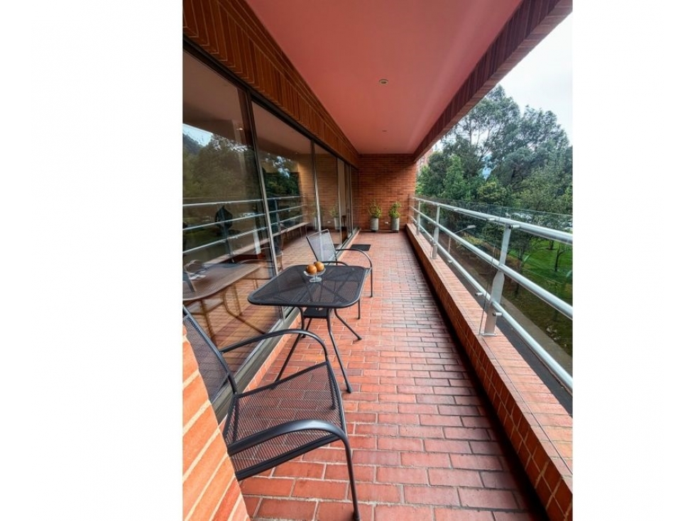 Chico Reservado Maravilloso Apartamento 257 m2 con Balcones — foto 2
