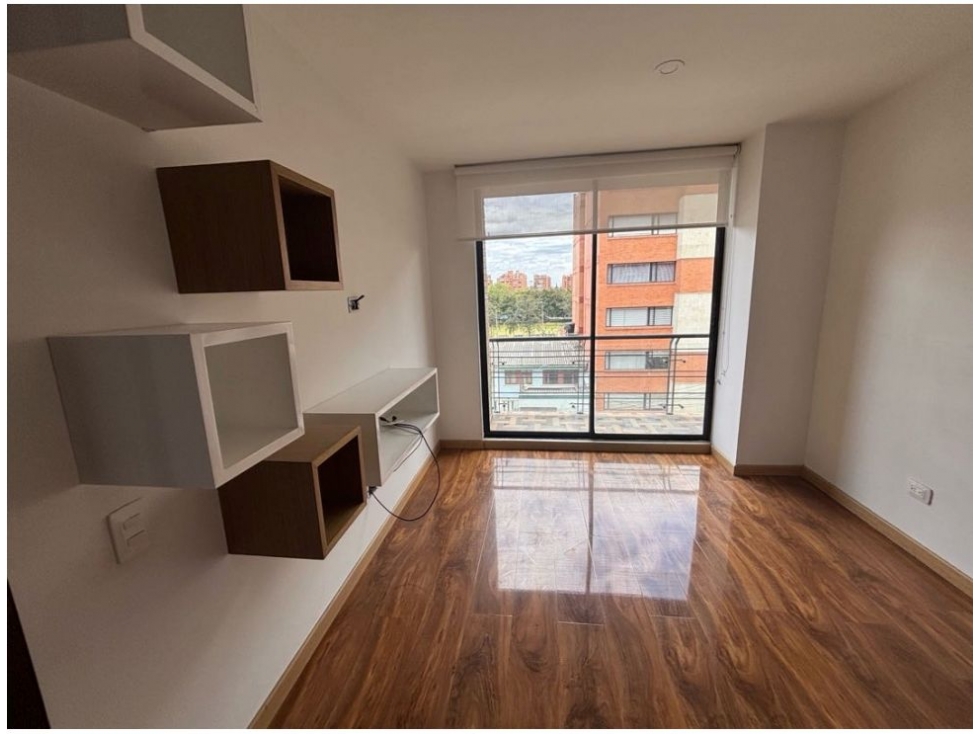 Bella Suiza Hermoso e Iluminado Apartamento 84 m2 con Balcón — foto 5