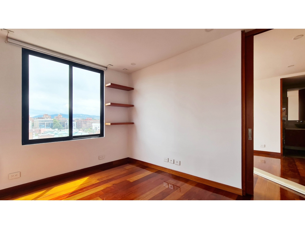 Espectacular Duplex con Jacuzzi y Terraza en Santa Bárbara — foto 5