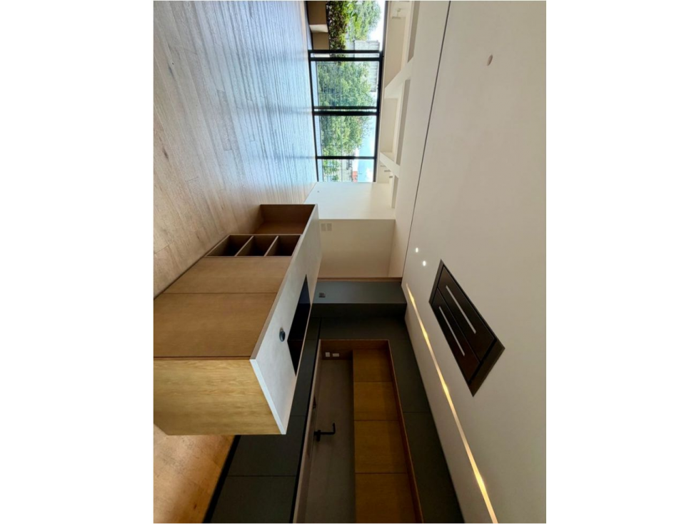 Rosales Excelente Apartamento Super Iluminado con Gran Balcón 220 m2 — foto 2