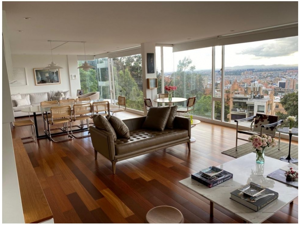 Espectacular Apartamento Amplio en El Refugio con Gran Vista 200m2