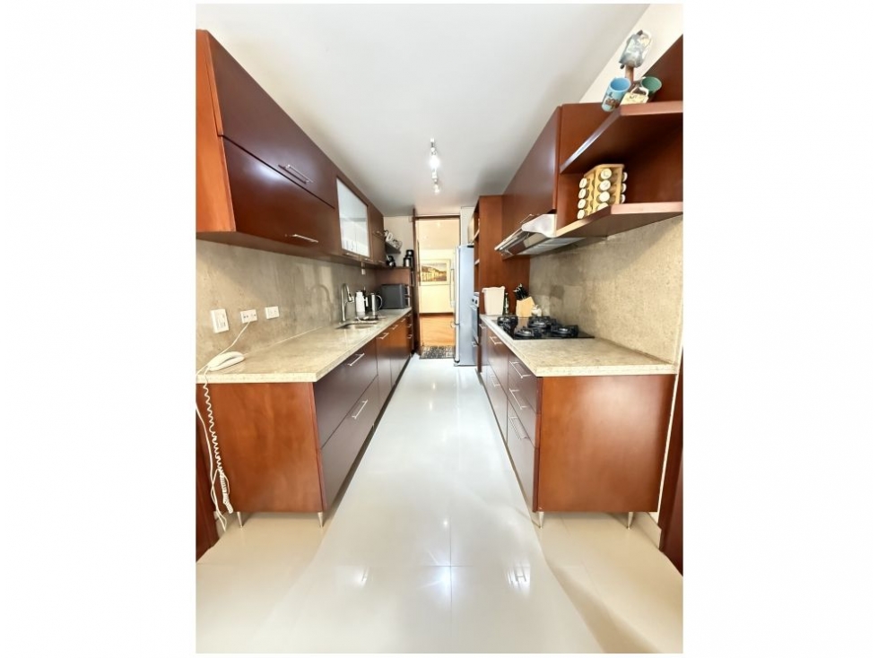 El Nogal Apartamento Super Iluminado y Acogedor 183 M2 — foto 4