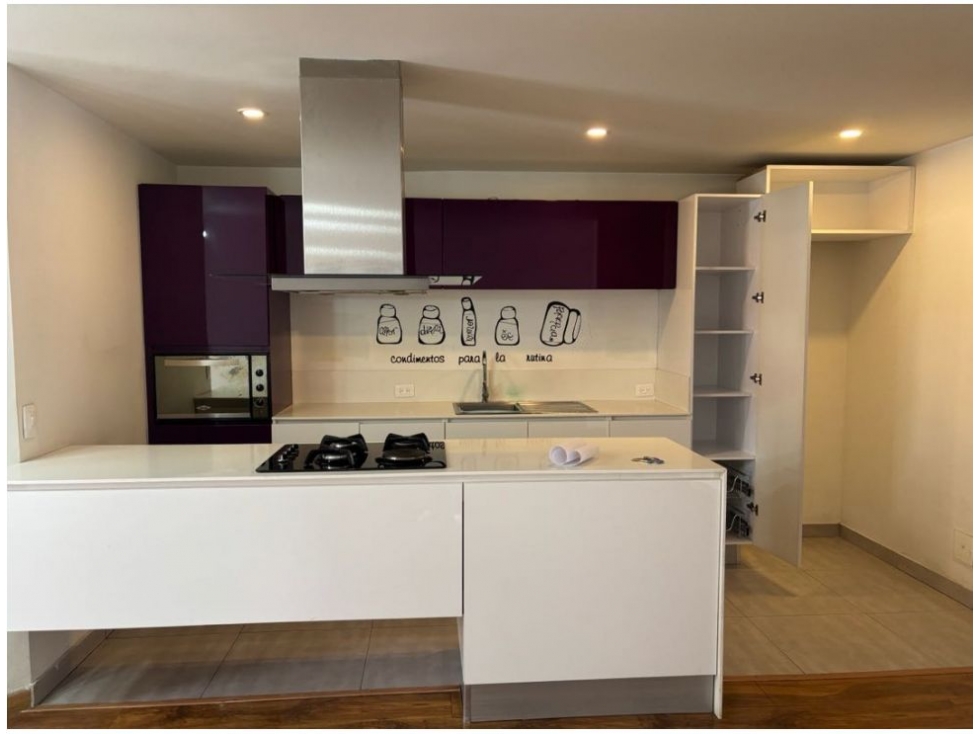 Bella Suiza Hermoso e Iluminado Apartamento 84 m2 con Balcón