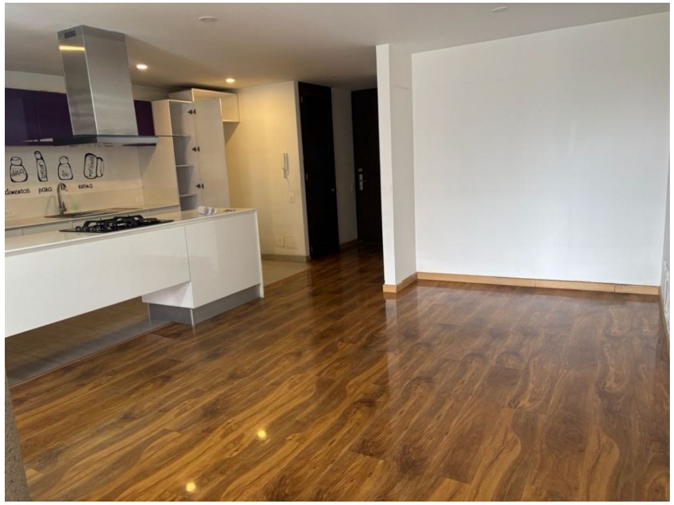 Bella Suiza Hermoso e Iluminado Apartamento 84 m2 con Balcón — foto 2