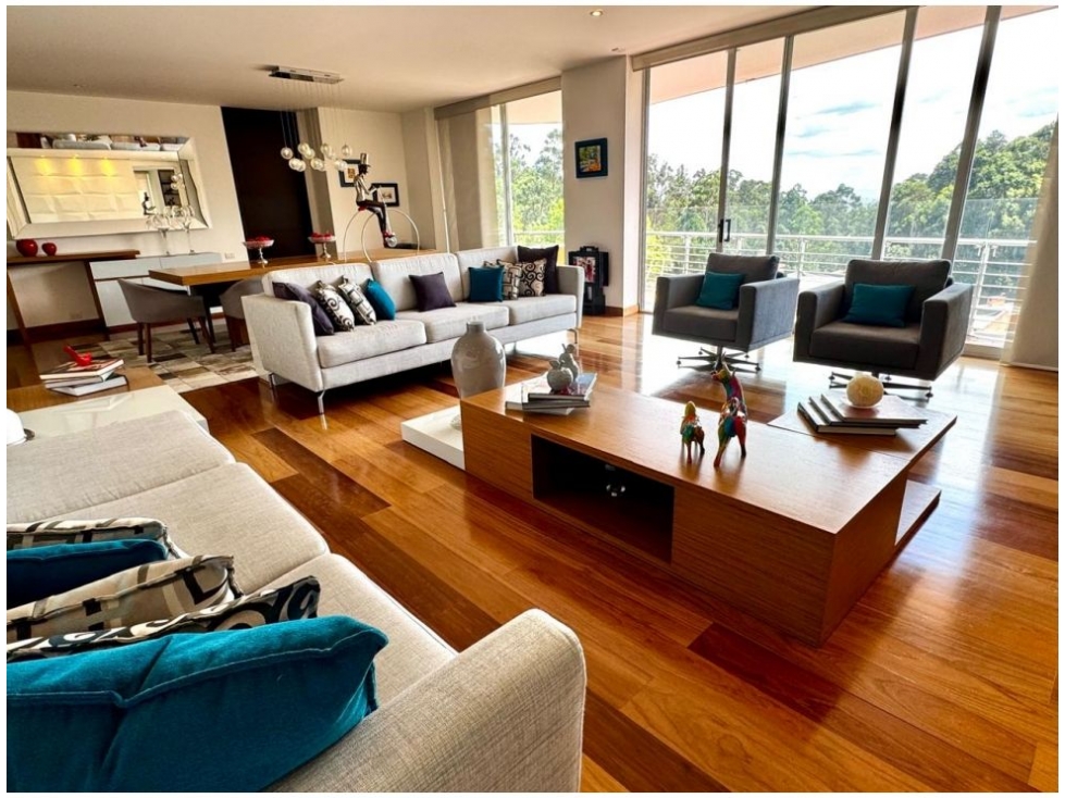 Bosques del Marquez Espectacular Apartamento con Balcón