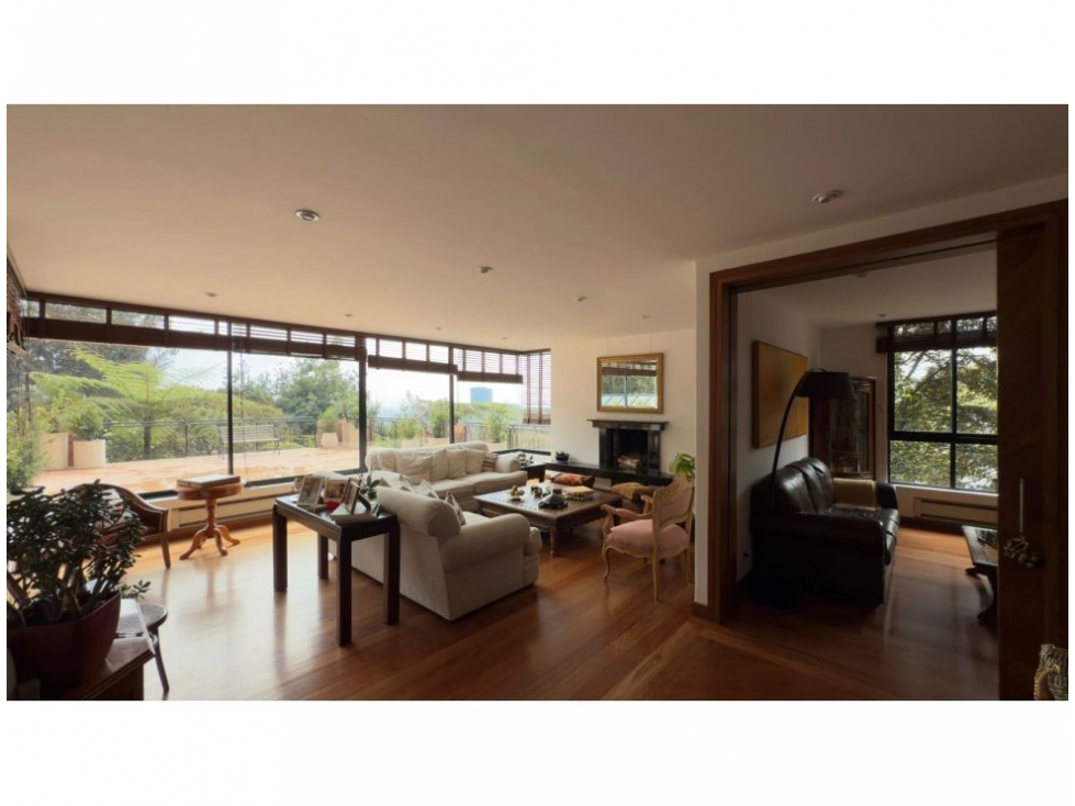 Santa Barbara Alta Apartamento con Gran Terraza y Balcón — foto 4