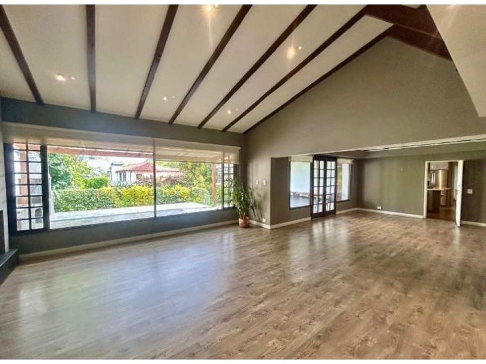 Santa Ana Oriental Casa Remodelada Super Bien Ubicada — foto 3