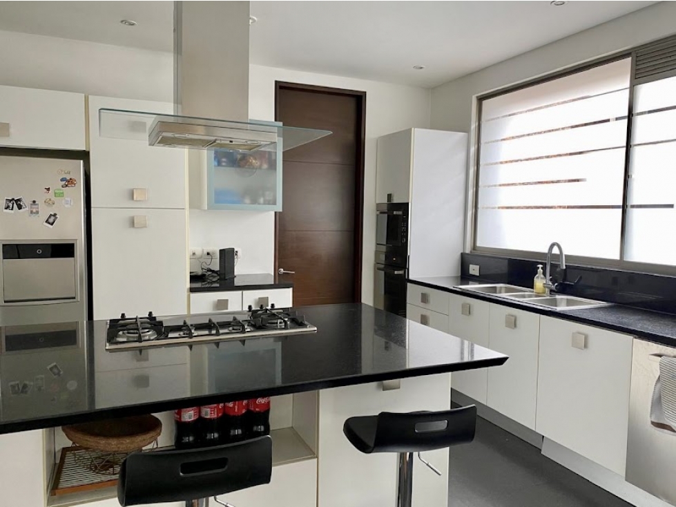 Chico Reservado Maravilloso Apartamento 245 m2 con Terraza — foto 6
