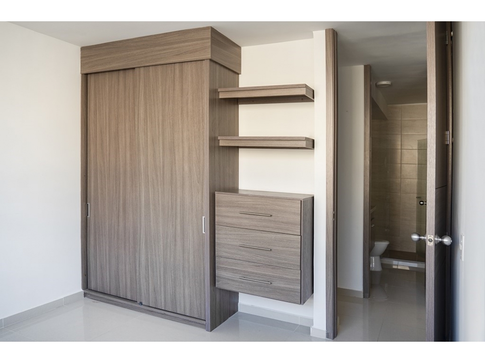 Cartagena Apartamento Amplio en Piso Alto Exterior — foto 4