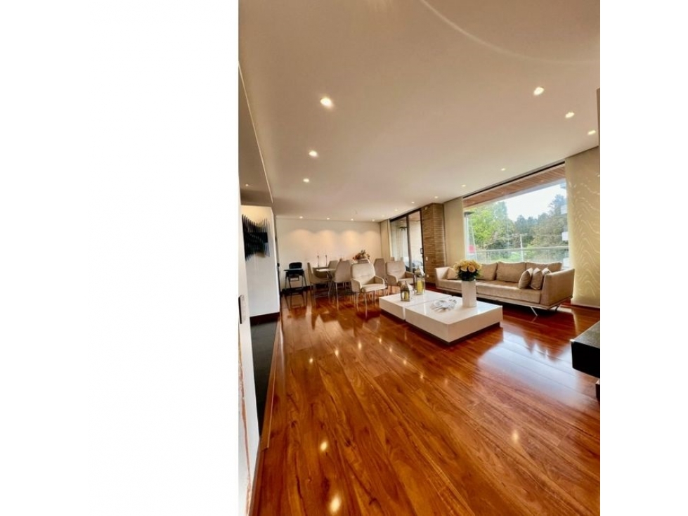 Chico Reservado Apartamento Super Iluminado Piso 241 m2