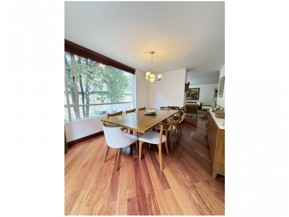 El Nogal Apartamento Super Iluminado y Acogedor 183 M2 — foto 5