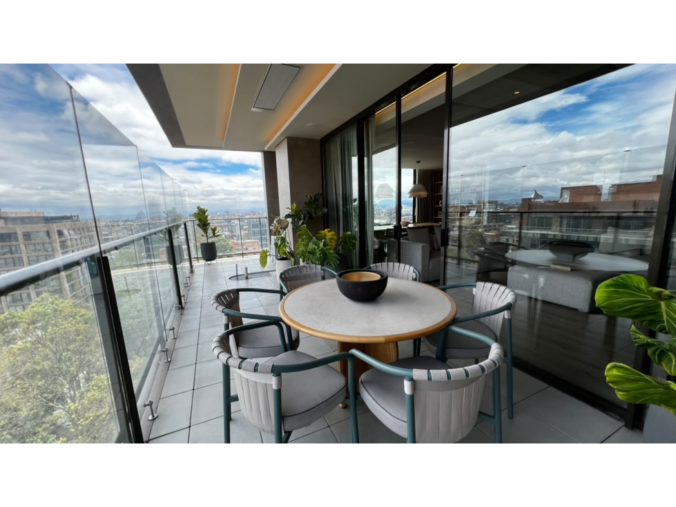Chico Museo Espectacular Apartamento con Ascensor Privado y Terraza - 1