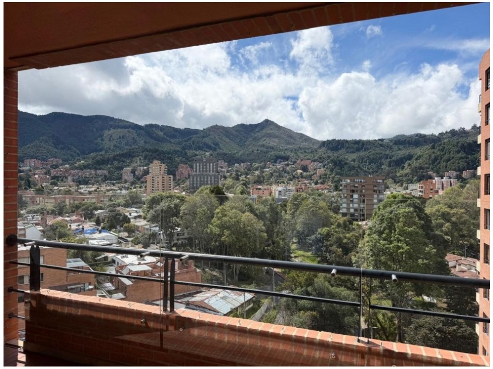 Santa Ana Iluminado Apartamento con Balcón 205 m2 Piso 10 — foto 5