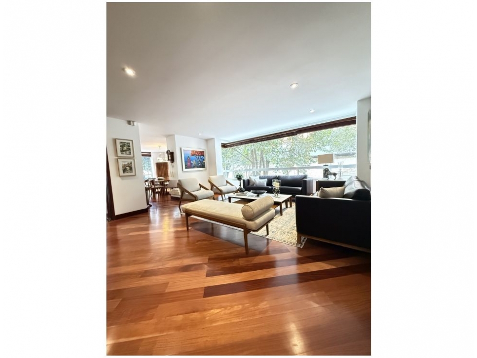 El Nogal Apartamento Super Iluminado y Acogedor 183 M2 — foto 6