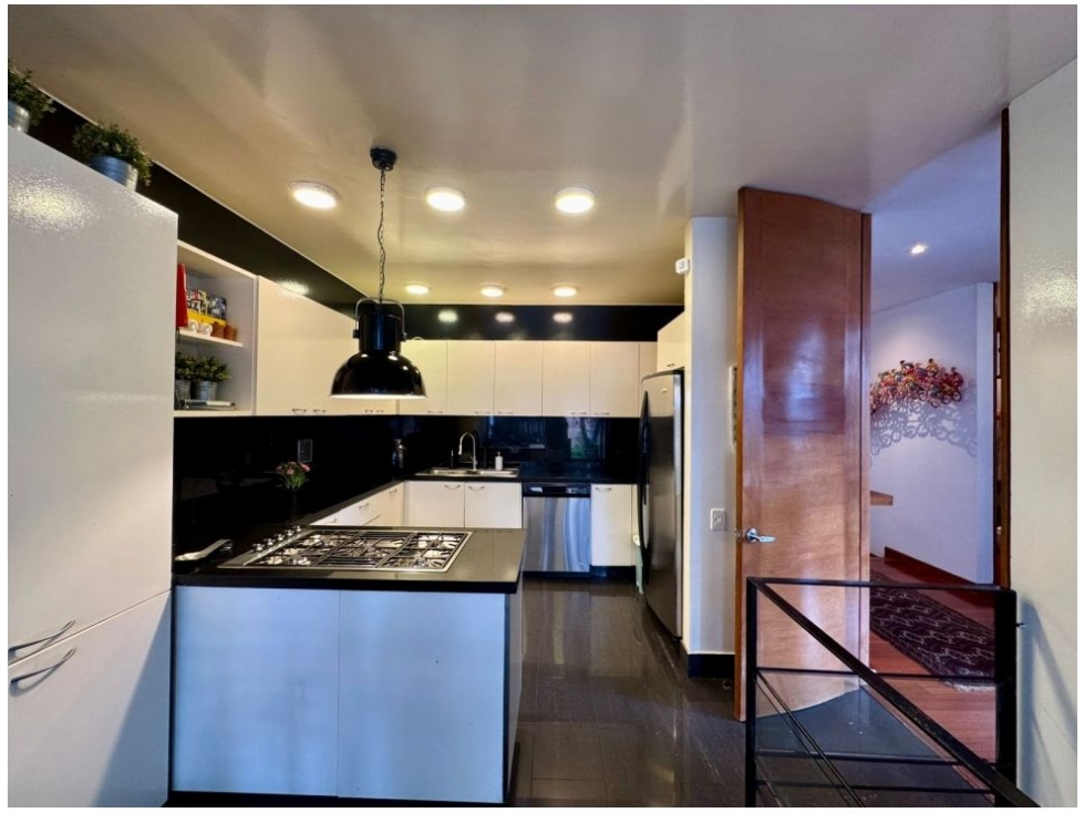 Chico Reservado Iluminada Casa Acogedora — foto 6