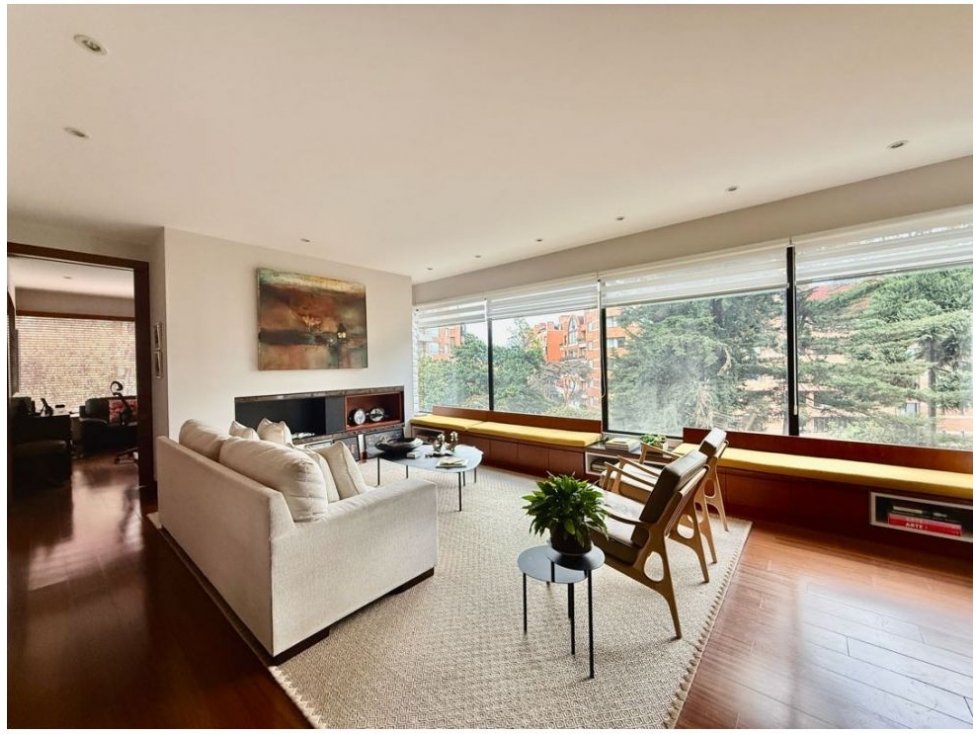 Los Rosales Maravilloso Apartamento con Balcón 247 m2