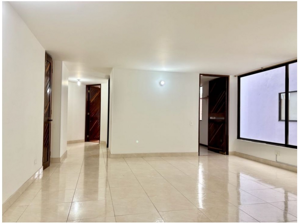 Cedritos Iluminado Apartamento 74 m2