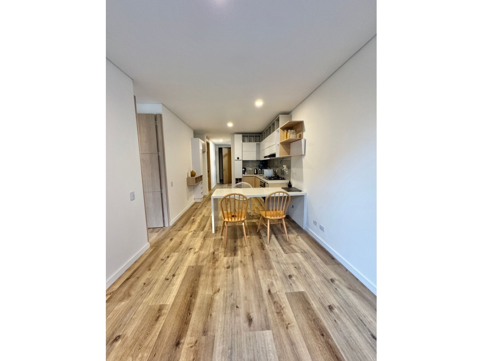 Chapinero Alto Apartamento Super Iluminado Piso 7 — foto 5