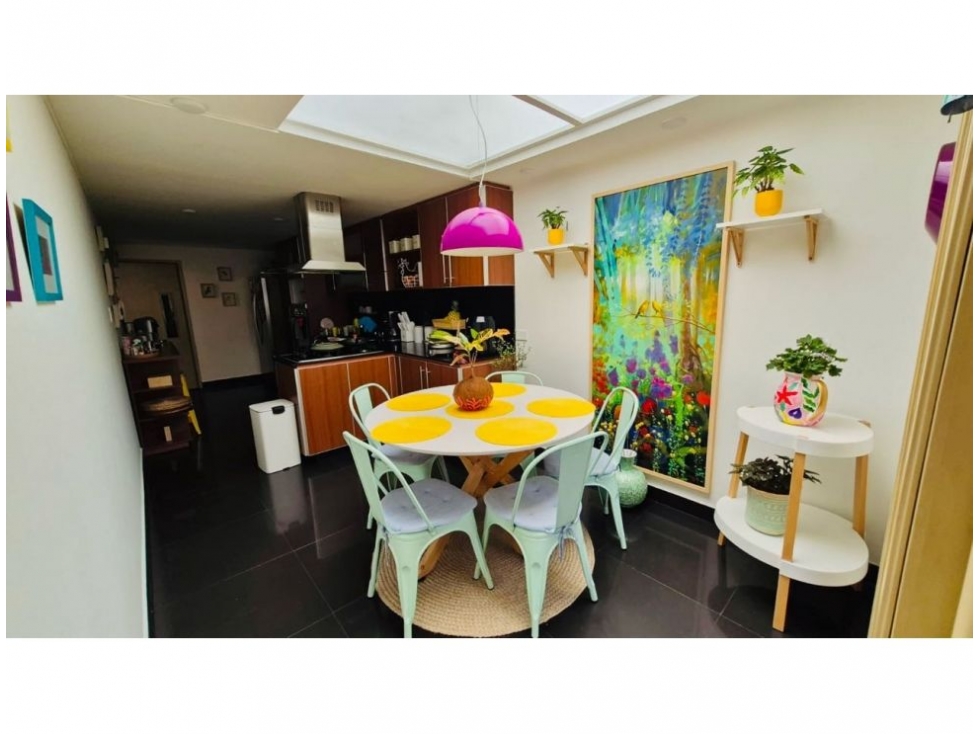 El Nogal Apartamento Super Iluminado y Acogedor 170 M2 — foto 2