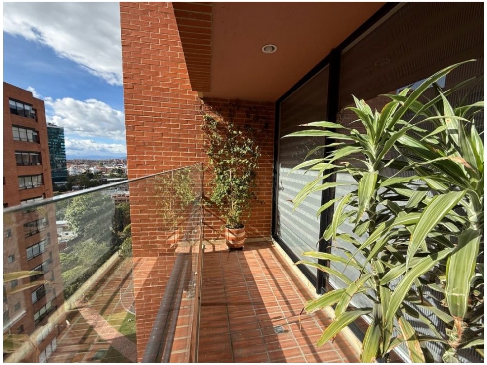 Santa Ana Iluminado Apartamento con Balcón 196 m2 Piso 11 — foto 6