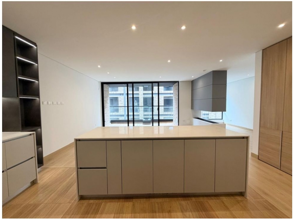 Chico Maravilloso Apartamento 125 m2 con Balcón Cerca Parque 93 — foto 2