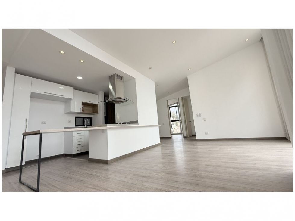 Belmira Hermoso Apartamento Iluminado 93 m2 — foto 2