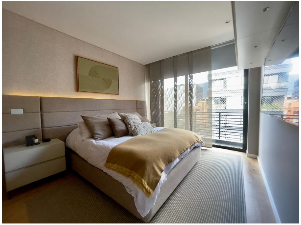 Chico Moderno e Iluminado Apartamento 120 m2 con Balcón — foto 5