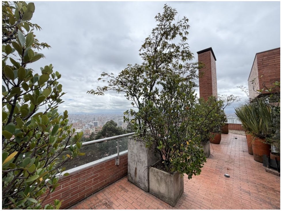 Los Rosales Maravilloso Apartamento 273 m2 con Terraza 110 m2 — foto 2