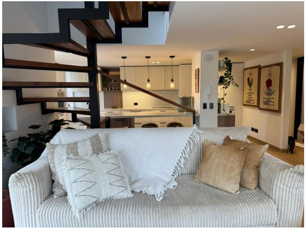 El Nogal Apartamento Super Iluminado y Acogedor 120 M2 — foto 4
