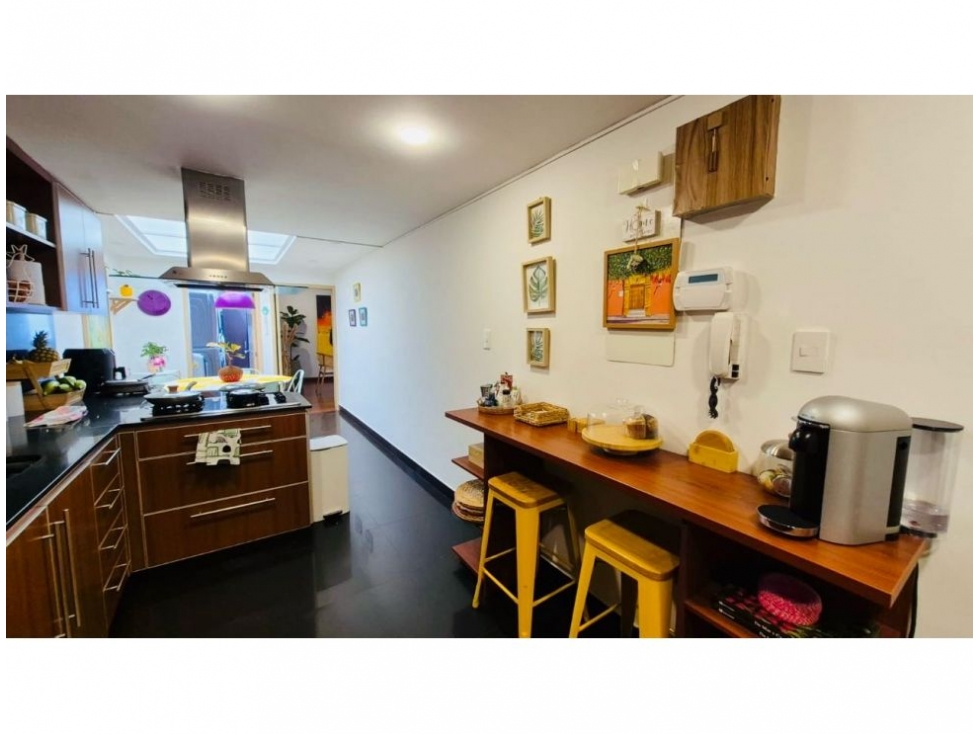 El Nogal Apartamento Super Iluminado y Acogedor 170 M2 — foto 3