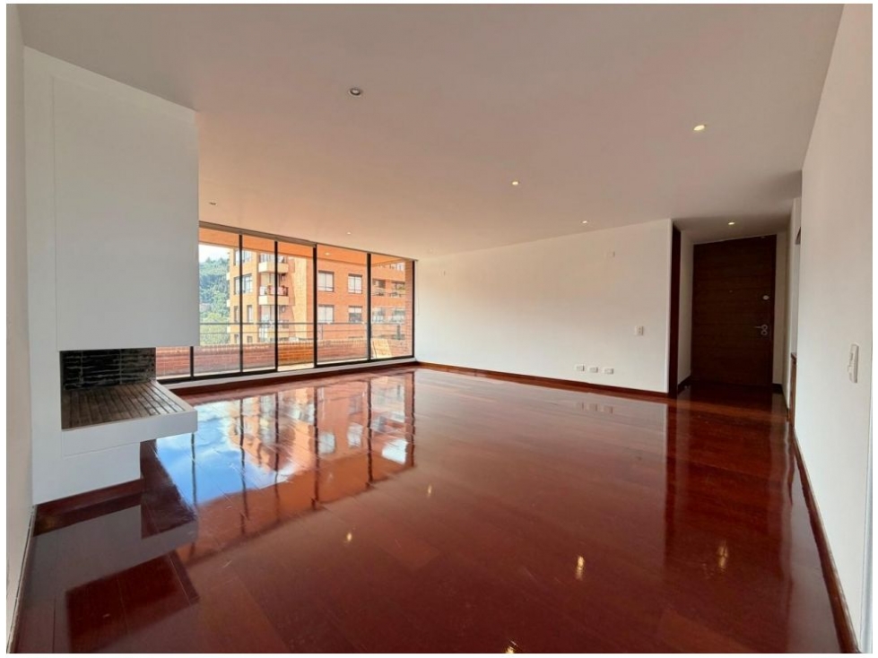 Santa Ana Iluminado Apartamento con Balcón 205 m2 Piso 10 — foto 3