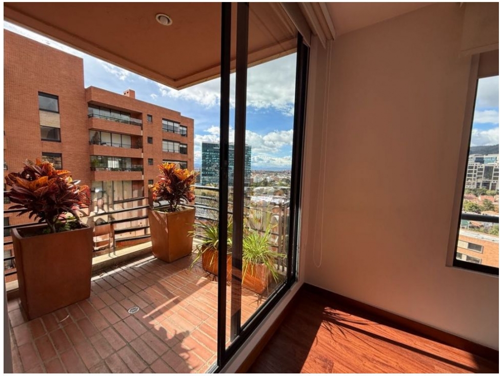 Santa Ana Iluminado Apartamento con Balcón 196 m2 Piso 11 — foto 4