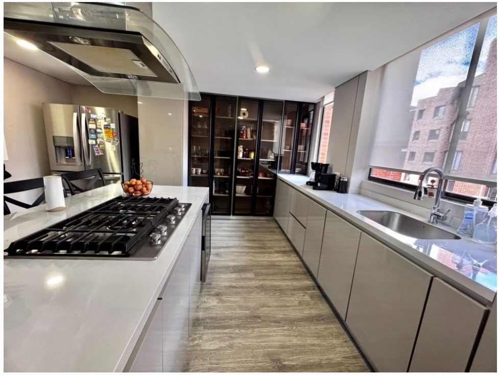 Santa Barbara Hermoso e Iluminado Apartamento con Balcón — foto 6